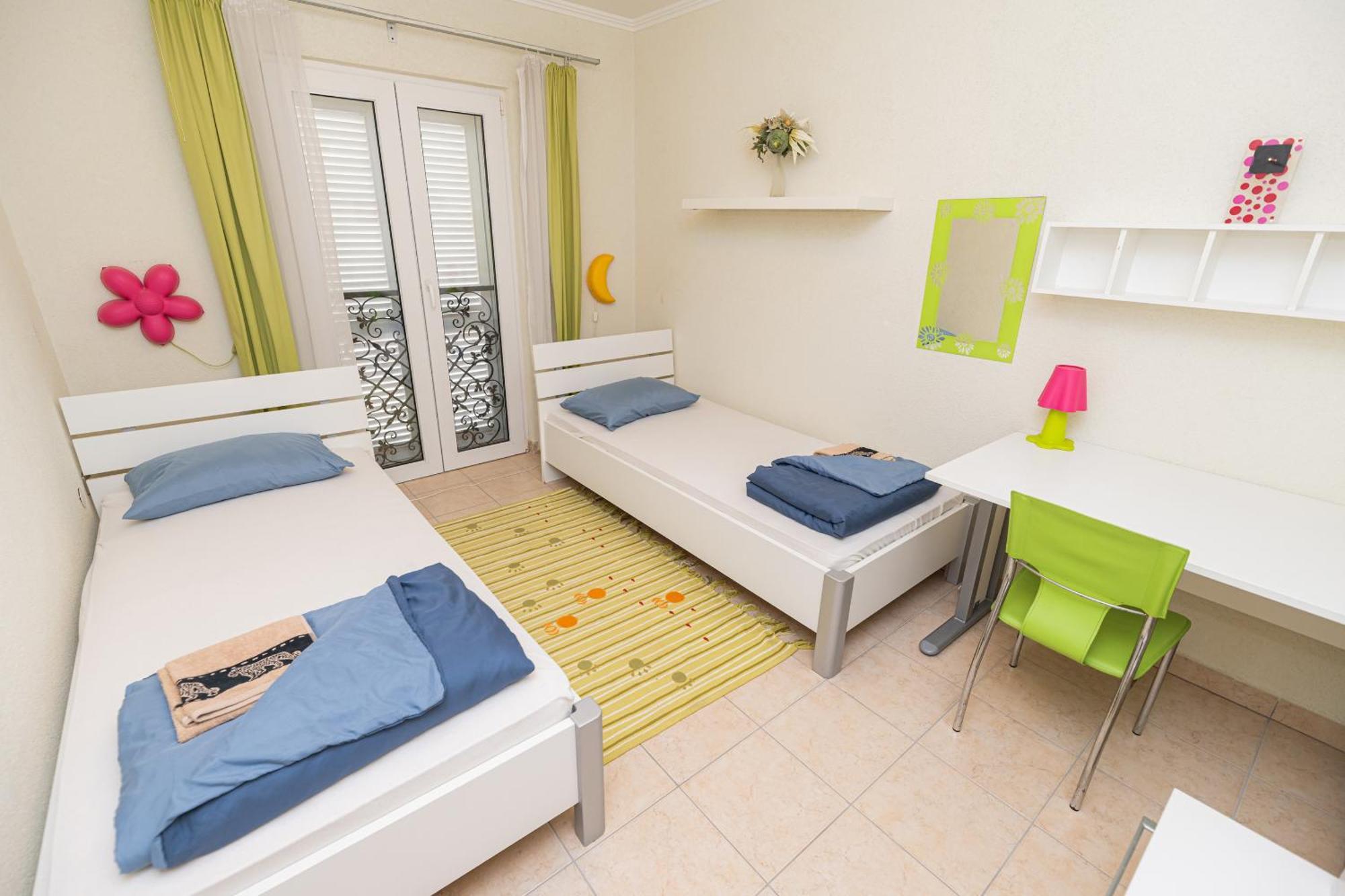 Sunsea Apartments Drage Bagian luar foto