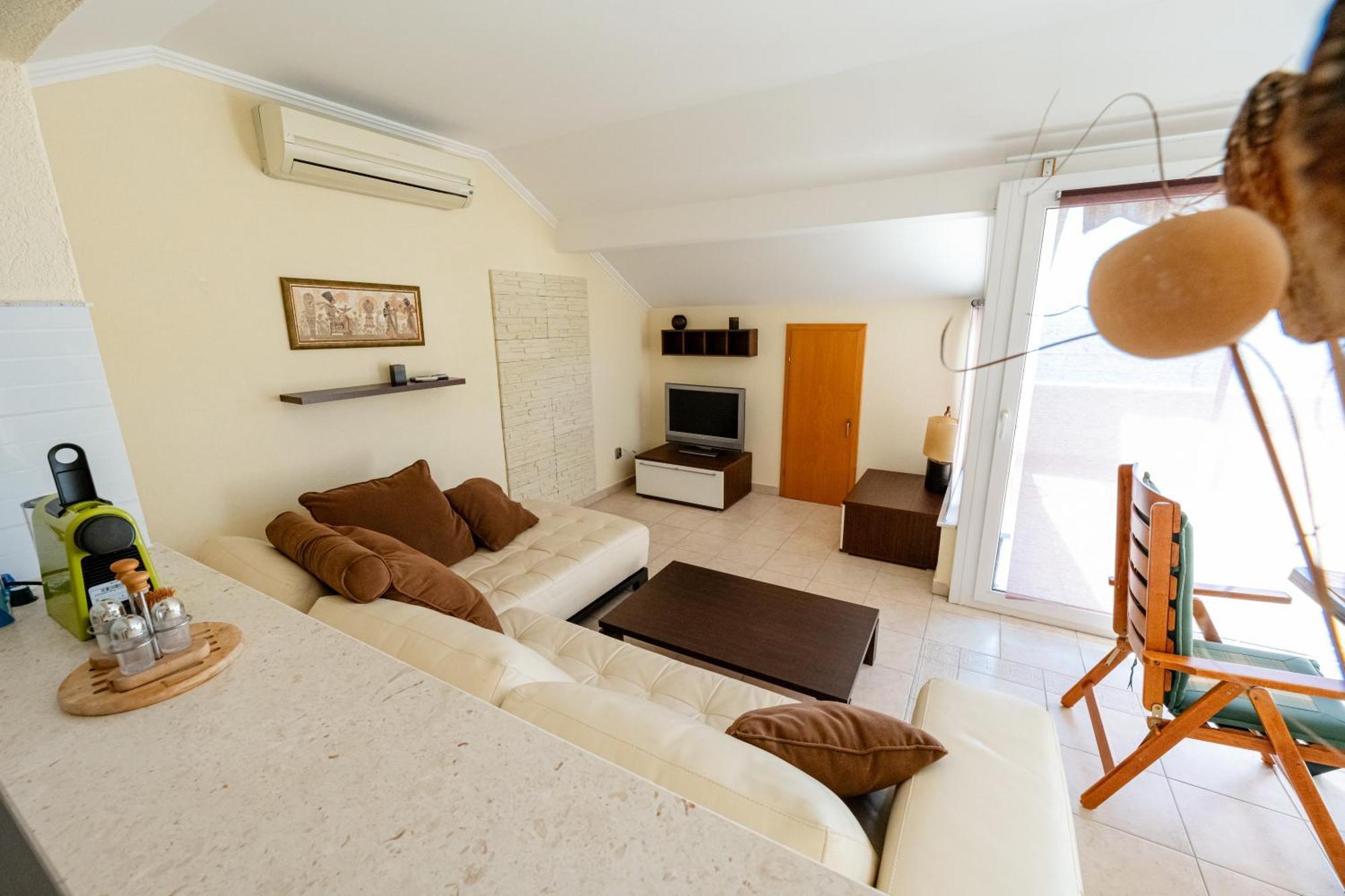 Sunsea Apartments Drage Bagian luar foto